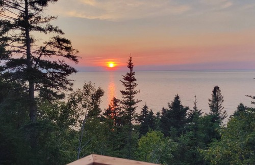 Le Bic Ski Chalet | Chalet Luxueux Avec vue sur le Fleuve