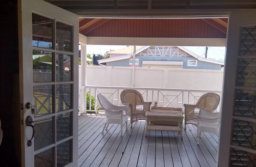Gros Islet Ski Chalet | Chalet Mako -5mins from Rodney Bay marina and beach !