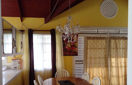 Gros Islet Ski Chalet | Chalet Mako -5mins from Rodney Bay marina and beach !