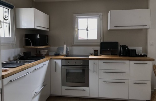 Ouistreham House | Chalet Marguerite, former fisherman's house - classified 3 *