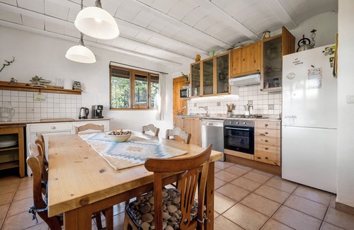Montreal Ski Chalet | Chalet 'Mariti' with Sea View, Private Terrace and Wi-Fi
