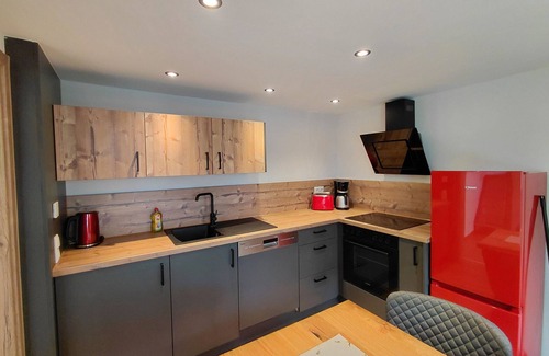 Breitenguessbach Ski Chalet | Chalet 'Milena' with Shared Terrace, Shared Garden and Wi-Fi
