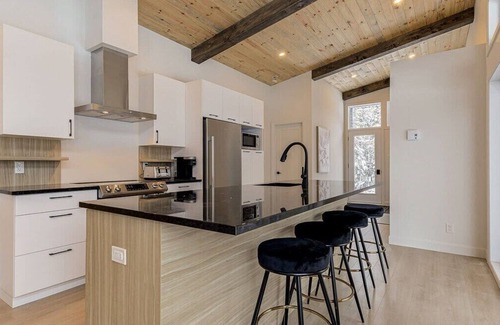 Shannon Ski Chalet | Chalet Mirasol
