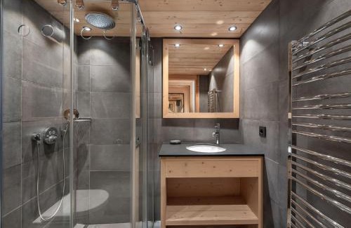 Le Raffort Ski Chalet | Chalet moderne à Méribel avec 5 chambres, sauna et accès rapide aux pistes - FR-1-566-45