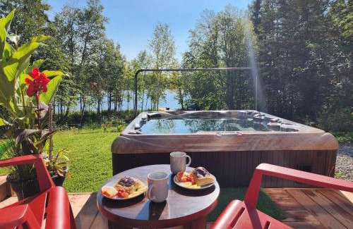Hebertville Ski Chalet | Chalet - Mon toit pour toi ! Bord de lac