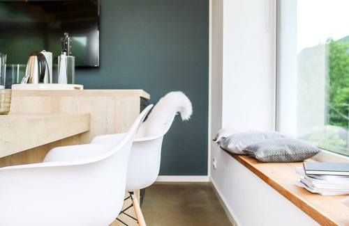 Pommern House | Chalet "Mosel" - up to 4 pers. Designer holiday home right next to the vineyards