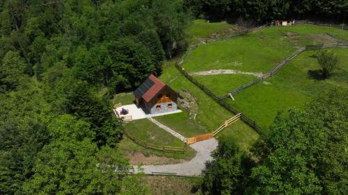 Raveo House | Chalet Navauce