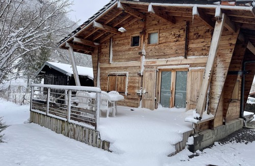 Faverges-Seythenex Ski Chalet | Chalet near hiking trails and Lake Annecy greenway