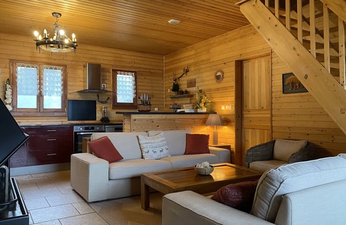 Eyne 2600 Ski Chalet | CHALET NEIGE ET SOLEIL 600 m from the Eyne ski slopes.
