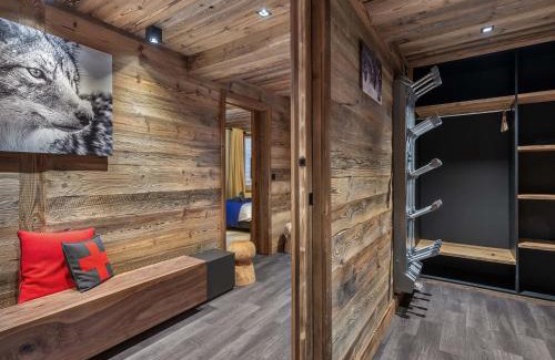 Saint-Maximin Ski Chalet | Chalet neuf avec piscine, sauna et proche des pistes à Courchevel Village - FR-1-562-49