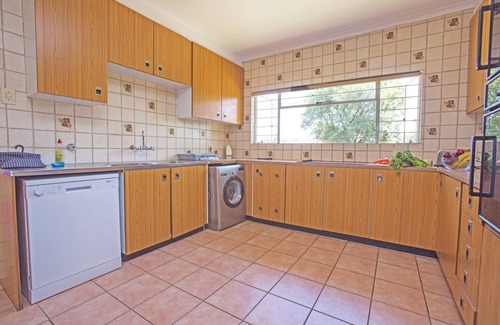 Greater Johannesburg Metropolitan Area House | Chalet No. 2 Petunia