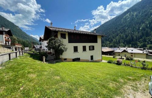 Cogolo Apartment | Chalet Nontiscordardime