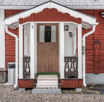 Vidsel Ski Chalet | Chalet Norrskensstugan by Interhome