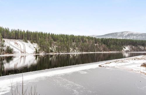Vidsel Ski Chalet | Chalet Norrskensstugan by Interhome