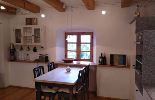 Benediktbeuern Ski Chalet | Chalet on a small lake