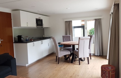 Krachtighuizen House | Chalet Op De Veluwe # Linde