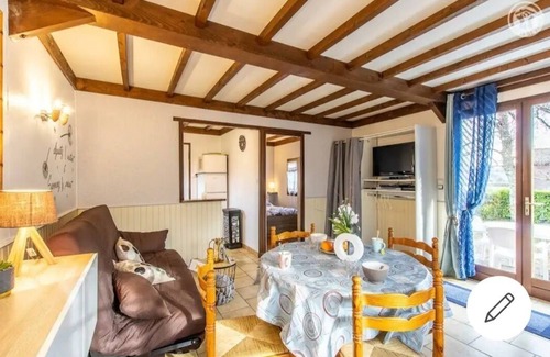 Toulon-sur-Arroux Ski Chalet | Chalet Paisible en Impasse sur les Rives de la Rivière Arroux