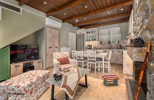 Terpsithea Ski Chalet | Chalet Perivoli