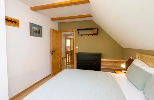 Polje Ski Chalet | Chalet Pr Dobravc