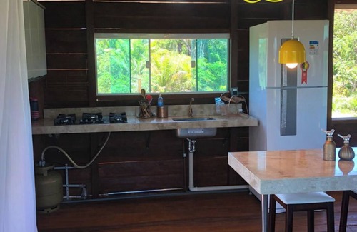 Jaguaripe Ski Chalet | Chalet Praia dos Garcez, 50 meters from the sea