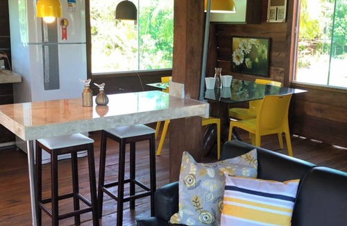 Jaguaripe Ski Chalet | Chalet Praia dos Garcez, 50 meters from the sea