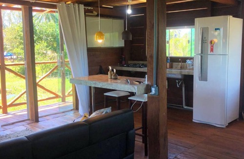 Jaguaripe Ski Chalet | Chalet Praia dos Garcez, 50 meters from the sea