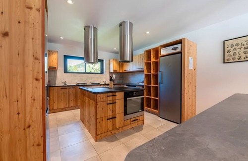 Faverges-Seythenex Ski Chalet | Chalet 'Privatisation' with Mountain View, Private Terrace and Wi-Fi