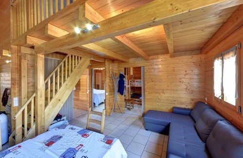 Saint-Flour Apartment | Chalet Puy Mary* sleeps 11 to 13