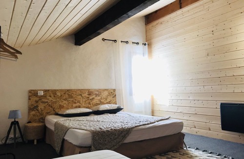 Porte-Puymorens Ski Chalet | Chalet Pyrenees, Cerdagne, 700 meters chairlift
