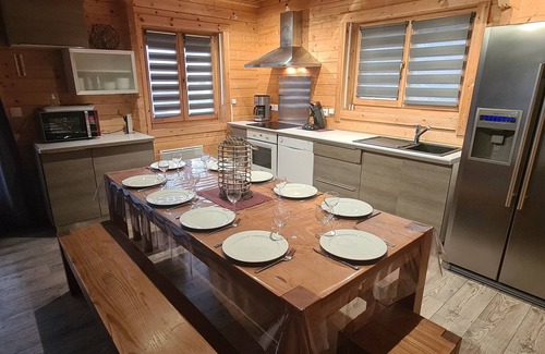 Orlu Ski Chalet | CHALET "RIVIERA" 4* jaccuzzi wifi ANDORRA ax les thermes Orlu ski