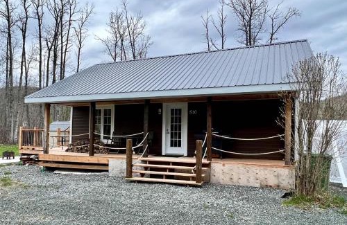 Riviere-Matane Ski Chalet | Chalet Romanov