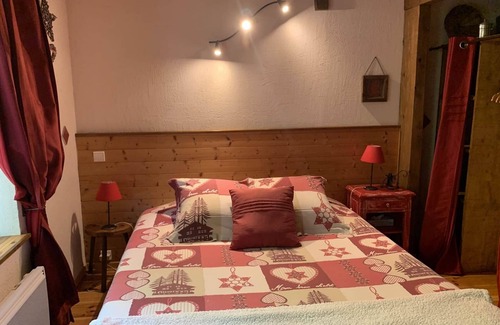 Messey-sur-Grosne Other | Chalet Room - for 2 people