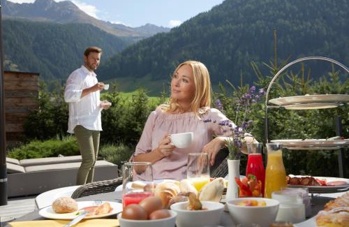 Santa Maddalena Ski Chalet | Chalet SALENA luxury lodge