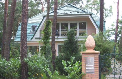 Wildpark West Apartment | *CHALET-Sanssouci SUITE
