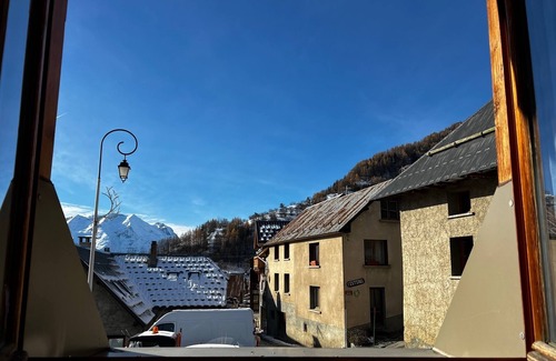 Huez-en-Oisans Ski Chalet | Chalet + Sauna and GPS App for a freedom summer!