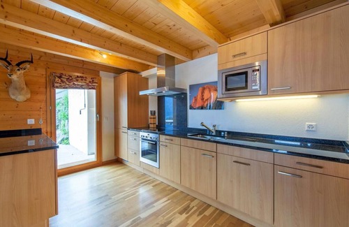 Heremence Ski Chalet | Chalet, sauna, terrace, balcony, parking, tv, ski locker, 188m², Thyon
