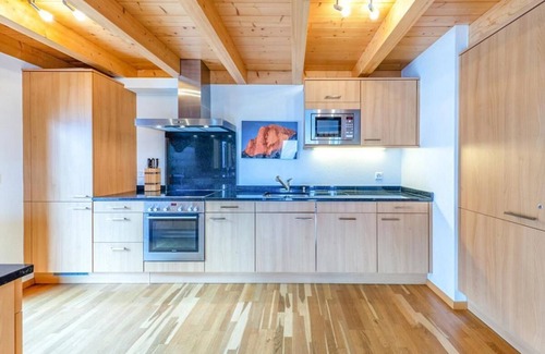 Heremence Ski Chalet | Chalet, sauna, terrace, balcony, parking, tv, ski locker, 188m², Thyon