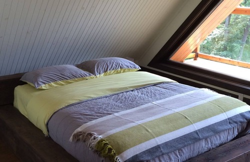 Saint-Hippolyte Ski Chalet | Chalet Scandinave au Quebec Vue, Spa, Sauna, Douche ext
