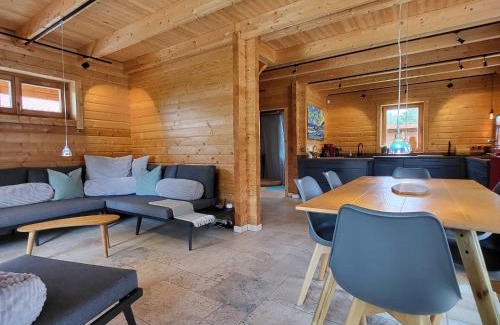 Gross Koeris Ski Chalet | Chalet Seeblick 21 by Interhome