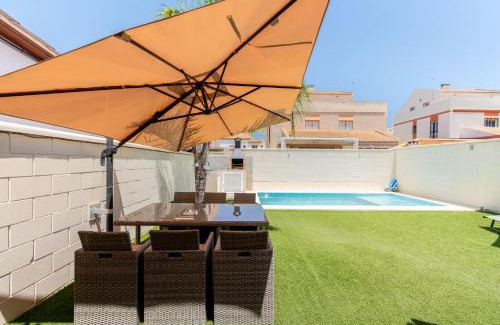 Gines House | Chalet Seville, Pool, Parking
