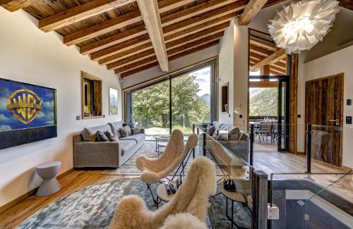 Le Lavancher Ski Chalet | Chalet Silver Forest
