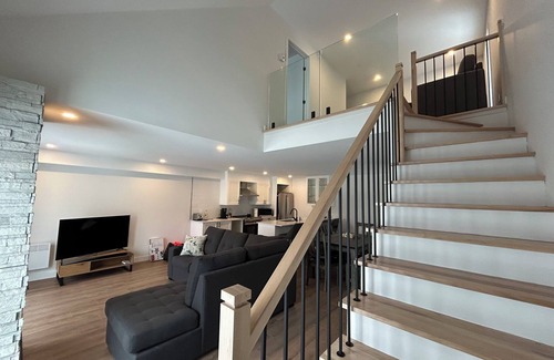 Sutton Ski Chalet | Chalet Ski-in/Ski-out