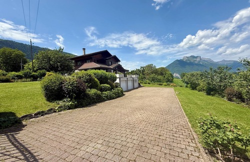 Faverges-Seythenex Ski Chalet | CHALET SLEEPS 11 FAVERGES-SEYTHENEX