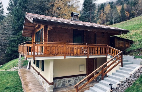 La Bresse Ski Chalet | Chalet sleeps 4-5. Comfort & Rustic!