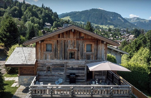 Megeve Ski Chalet | Chalet Snow Love - Sauna and garden close to Megève's center - OVO Network