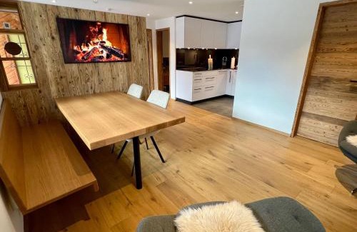 Blausee Apartment | Chalet Spatz Garden near Oeschinen Lake