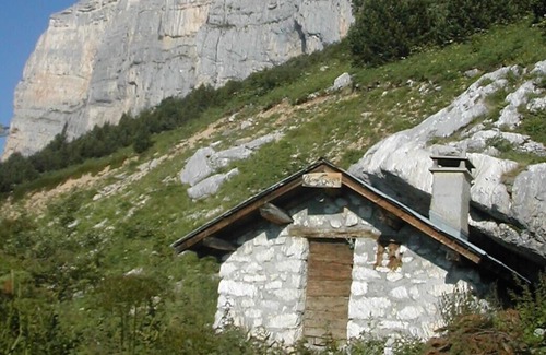 Toiny Ski Chalet | Chalet St Hilaire du touvet in chartreuse park