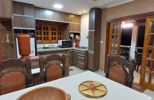 Paraisopolis Ski Chalet | Chalet-style house at the foot of the Mantiqueira mountains, southern Minas Gerais, Brazil.