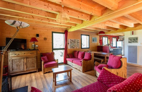 Les Sagnieres Ski Chalet | Chalet summer/winter Crots