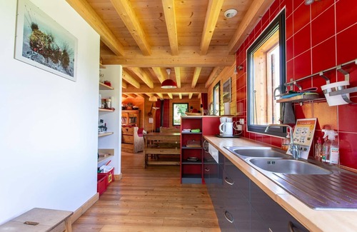 Les Sagnieres Ski Chalet | Chalet summer/winter Crots